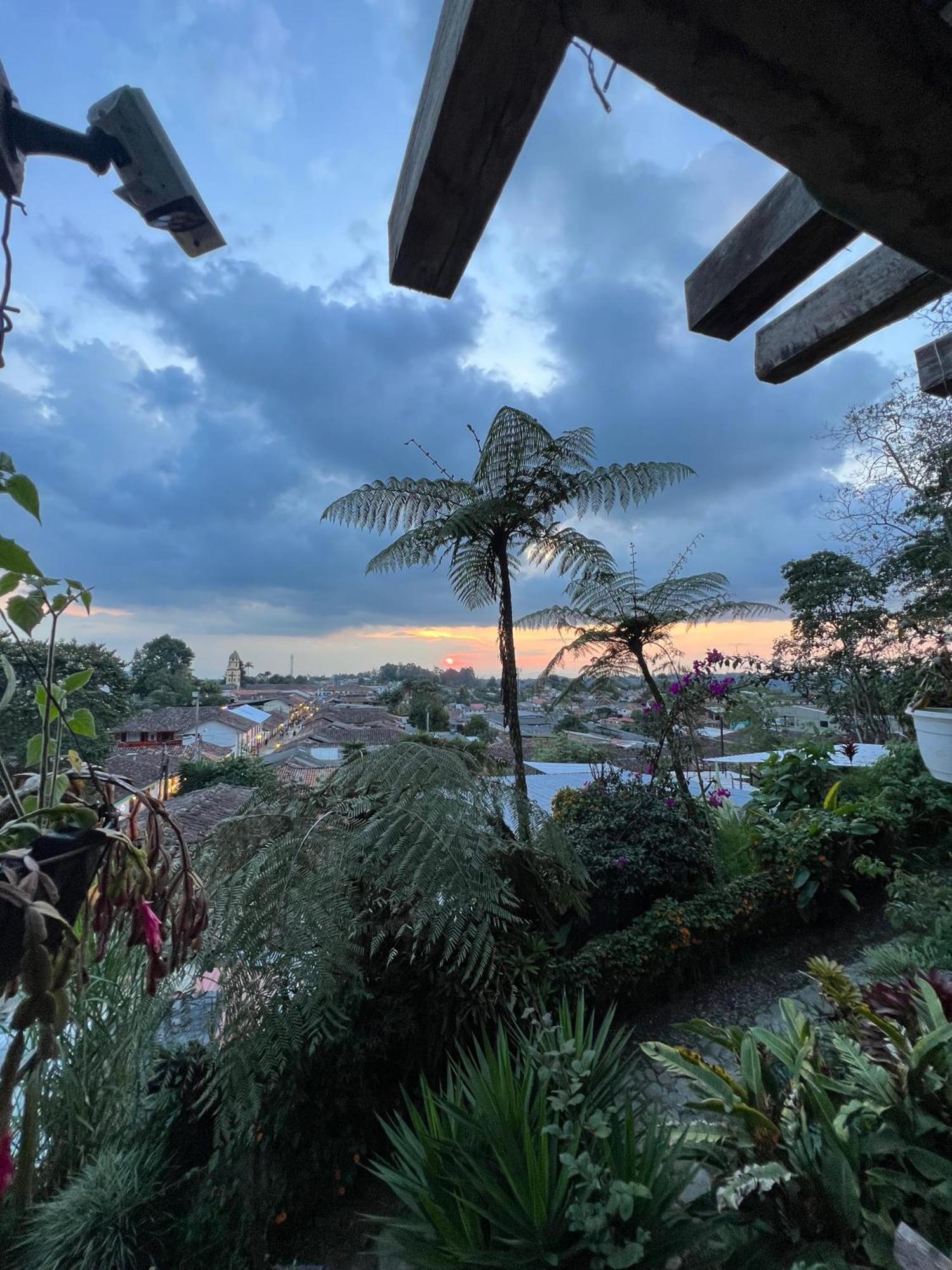 Atardecer De
